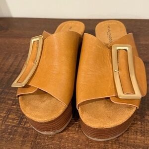 Tan Leather Sandals with Gold Buckle